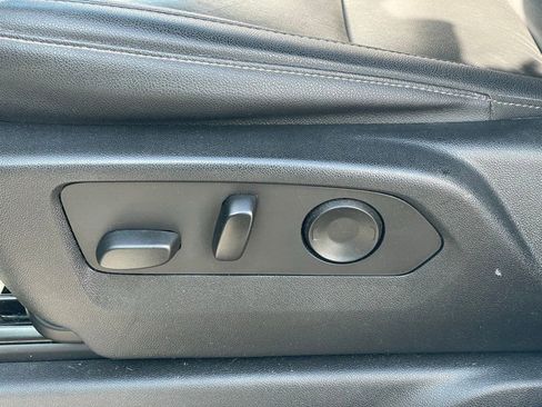 Used 2022 Chevrolet Silverado 1500 RST w/ Convenience Package II image 13