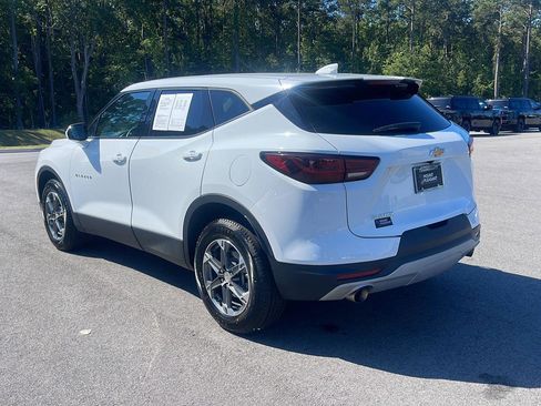 Used 2025 Chevrolet Blazer LT FWD image 5