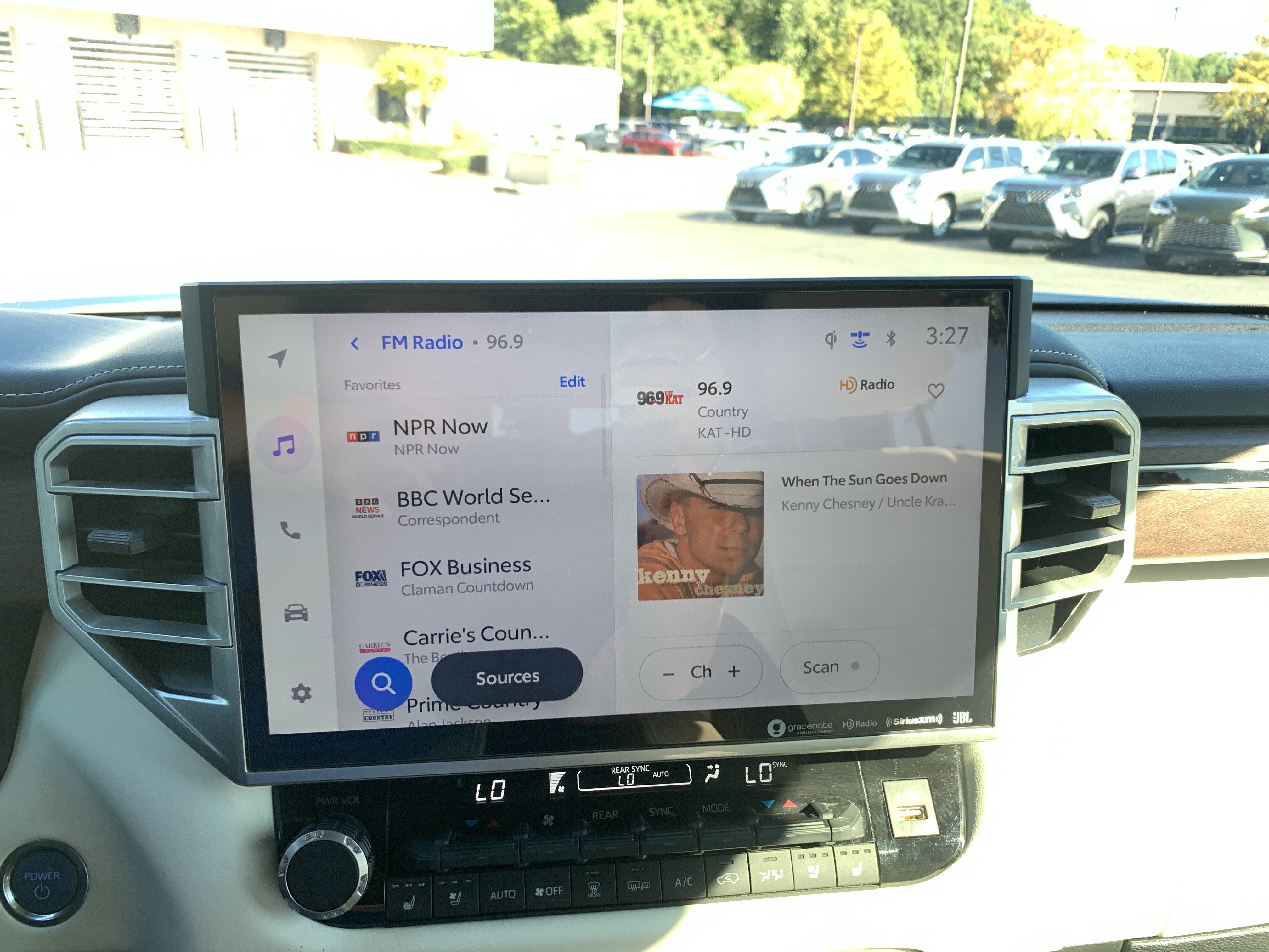 Used 2024 Toyota Sequoia Capstone AWD/4WD image 23