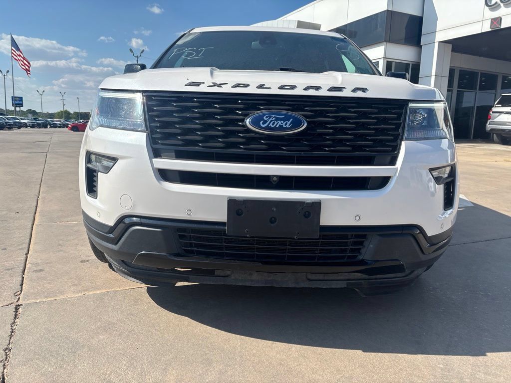Used 2018 Ford Explorer Sport w/ Equipment Group 401A AWD/4WD image 2