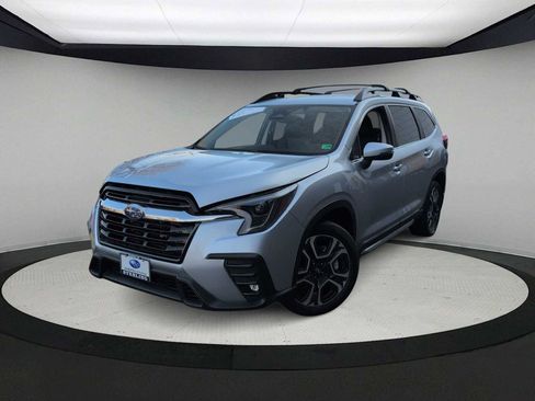 Used 2023 Subaru Ascent Limited image 1