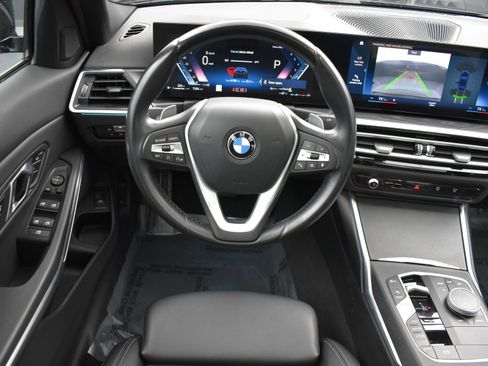 Used 2024 BMW 330i Sedan w/ Convenience Package image 15