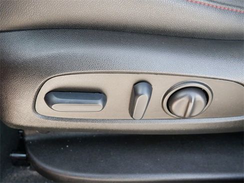 Certified 2022 Chevrolet Blazer RS w/ Enhanced Convenience Package image 13