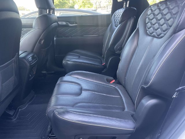 Used 2022 Hyundai Palisade Calligraphy w/ Cargo Package FWD image 11