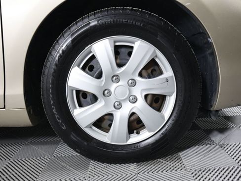 Used 2008 Toyota Camry image 2