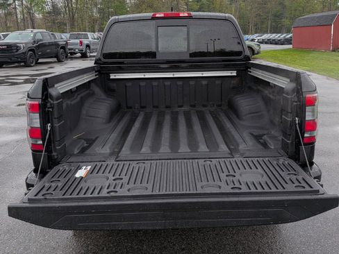 Used 2022 Nissan Frontier SV AWD/4WD image 10