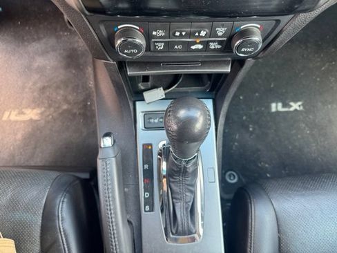Used 2014 Acura ILX FWD image 16