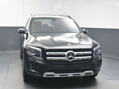 Used 2020 Mercedes-Benz GLB 250 w/ Premium Package image 3