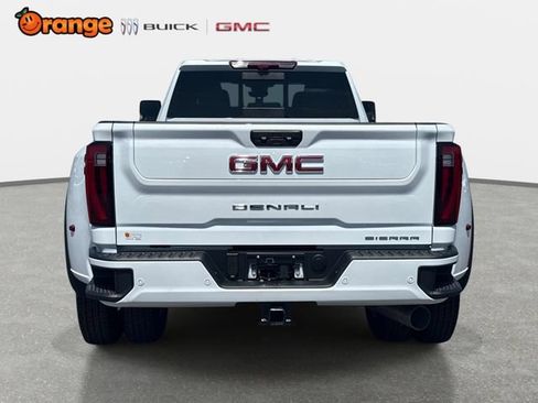 New 2026 GMC Sierra 3500 Denali w/ Denali Reserve Package AWD/4WD image 4