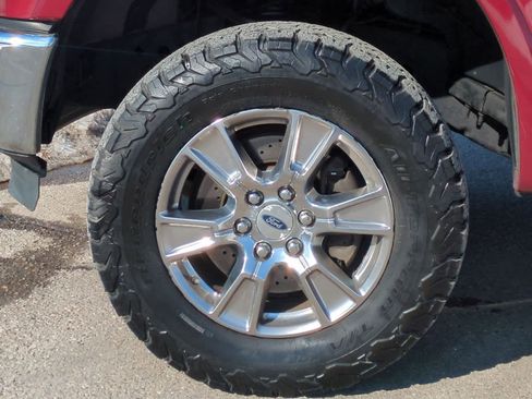 Used 2016 Ford F150 Lariat image 14