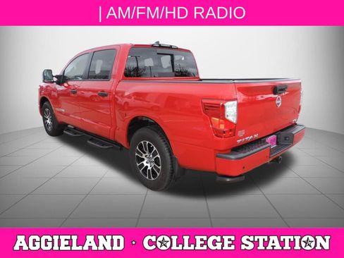 Certified 2024 Nissan Titan SV w/ SV Convenience Package image 6