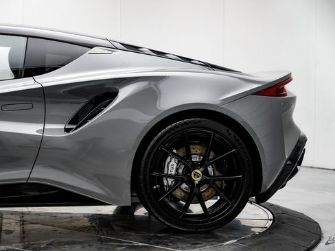 Used 2024 Lotus Emira First Edition image 7