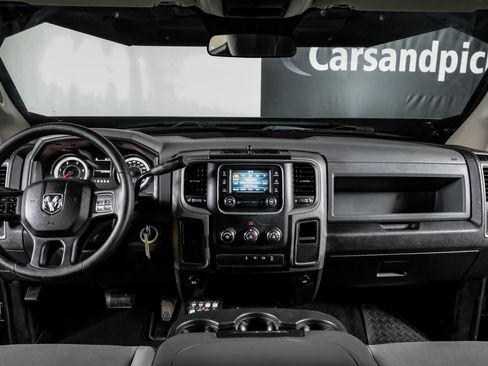 Used 2018 RAM 2500 Tradesman w/ Chrome Appearance Group AWD/4WD image 14