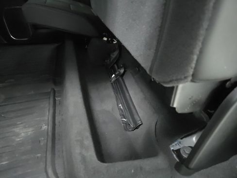 Used 2025 GMC Sierra 1500 Elevation w/ Elevation Premium Package image 12