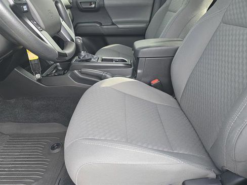 Used 2023 Toyota Tacoma SR image 9