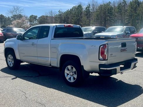 Used 2020 GMC Sierra 1500 Elevation w/ Elevation Value Package AWD/4WD image 3