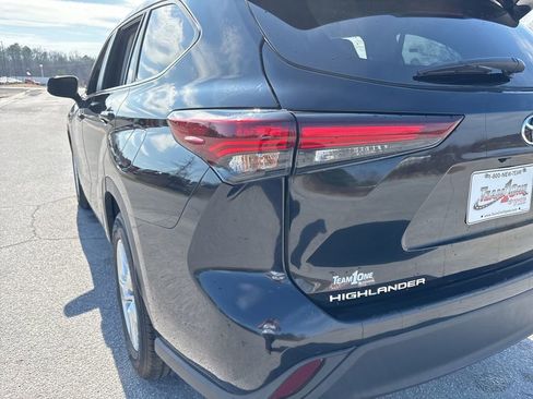 Certified 2024 Toyota Highlander LE image 15
