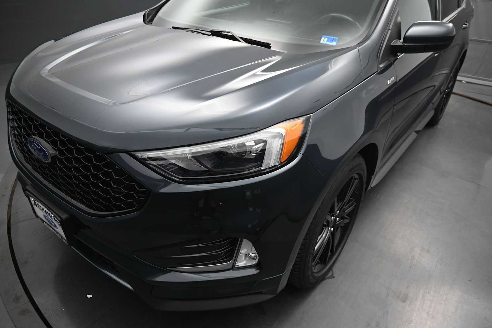 Used 2024 Ford Edge ST-Line AWD/4WD image 18