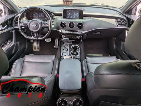 Used 2020 Kia Stinger GT-Line RWD image 18