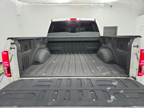 Used 2018 Ford F150 Platinum w/ Equipment Group 701A Luxury AWD/4WD image 32
