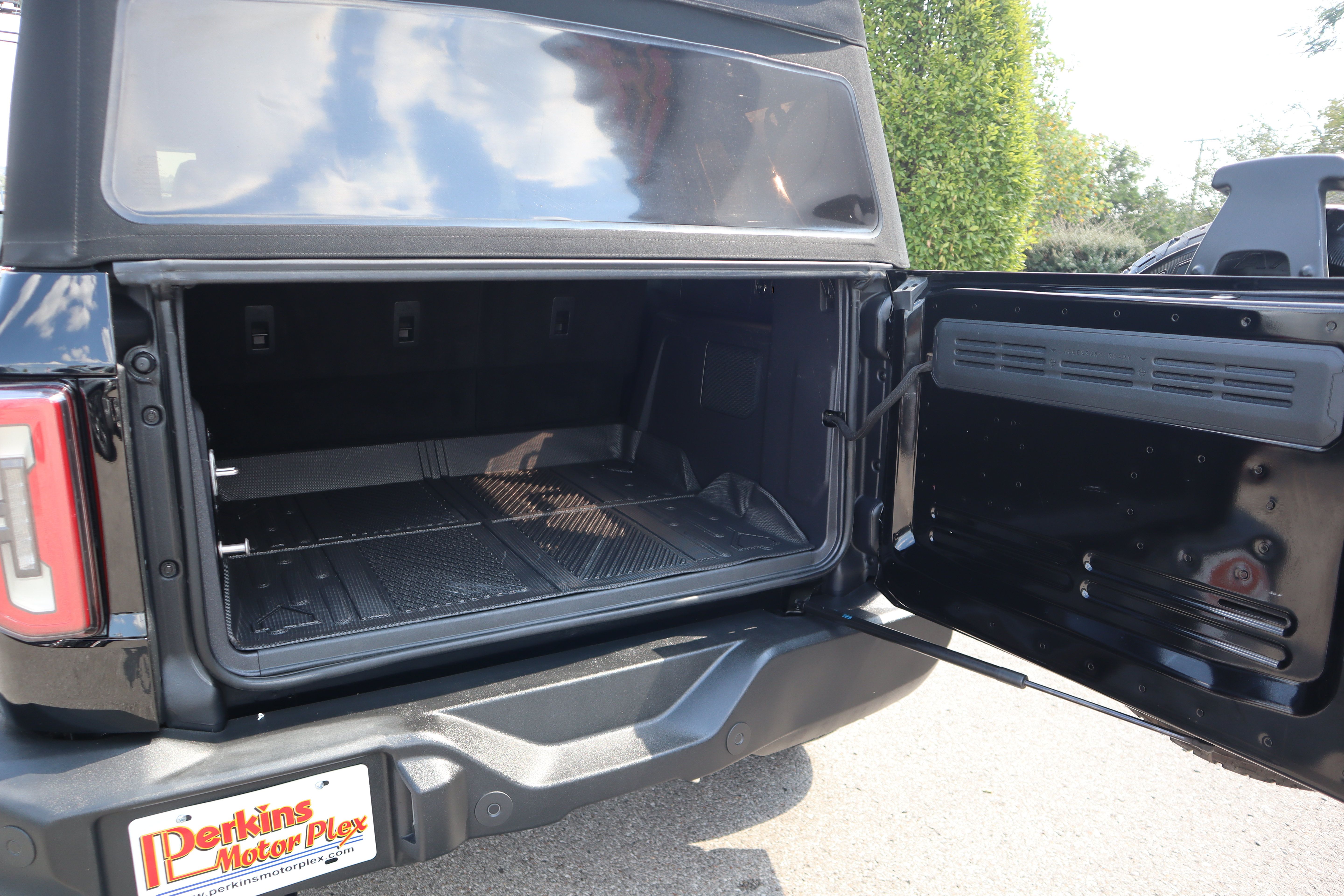 Used 2023 Ford Bronco Outer Banks AWD/4WD image 31