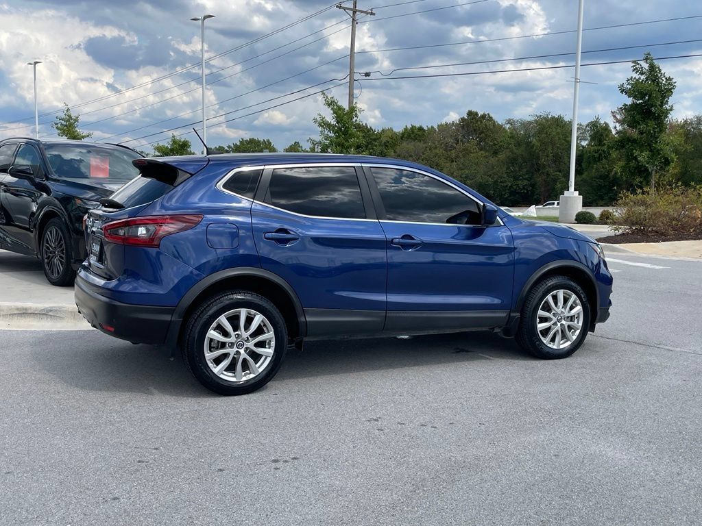 Used 2022 Nissan Rogue Sport S FWD image 8