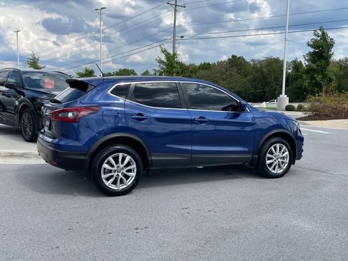 Used 2022 Nissan Rogue Sport S FWD image 8