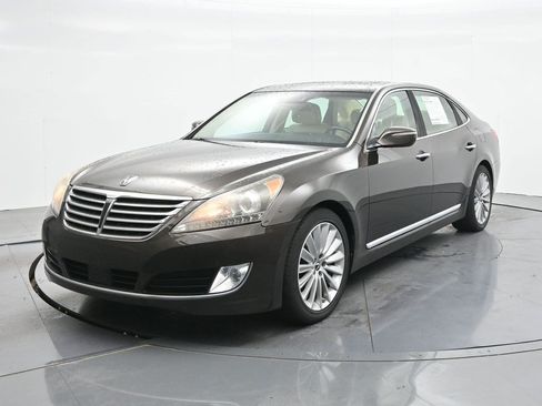 Used 2016 Hyundai Equus Signature RWD image 1