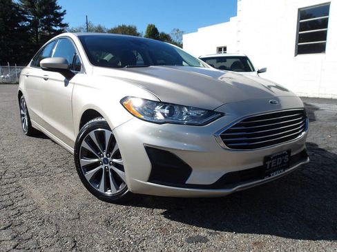 Used 2019 Ford Fusion SE image 7
