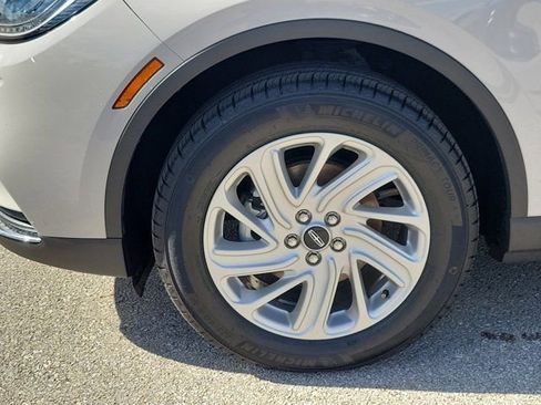 Certified 2022 Lincoln Corsair FWD image 8