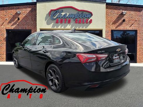 Used 2022 Chevrolet Malibu LT FWD image 9
