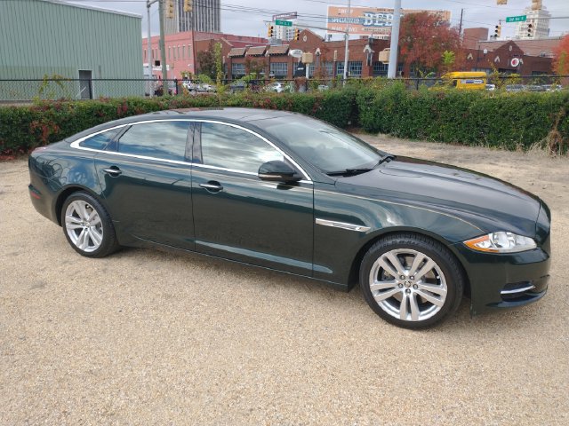 Used 2011 Jaguar XJ L RWD image 24