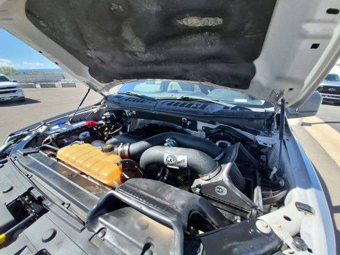 Used 2015 Ford F150 XLT image 13