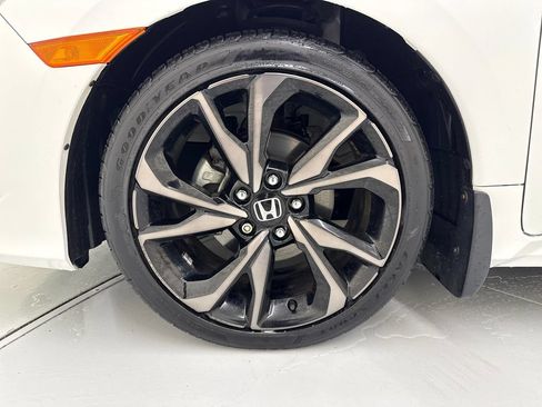Used 2019 Honda Civic Sport image 9