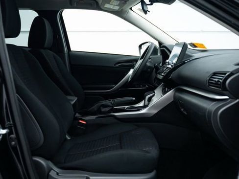 Used 2024 Mitsubishi Eclipse Cross LE image 11