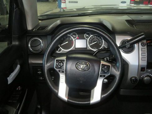 Used 2017 Toyota Tundra SR5 w/ TRD Off Road Package image 40