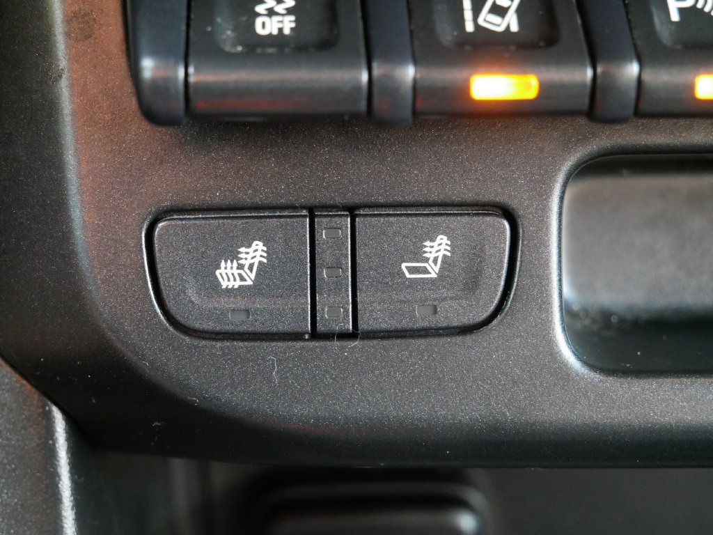 Used 2021 Chevrolet Colorado Z71 w/ Safety Package AWD/4WD image 22
