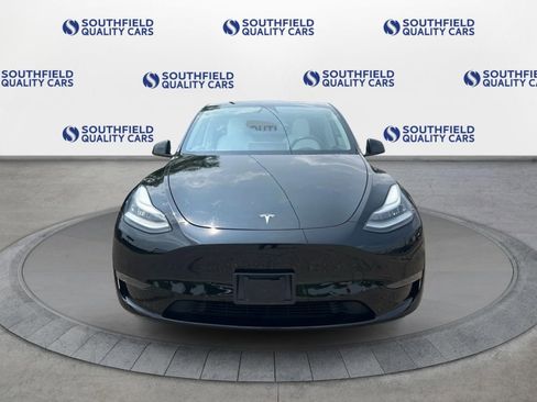 Used 2020 Tesla Model Y Performance image 9