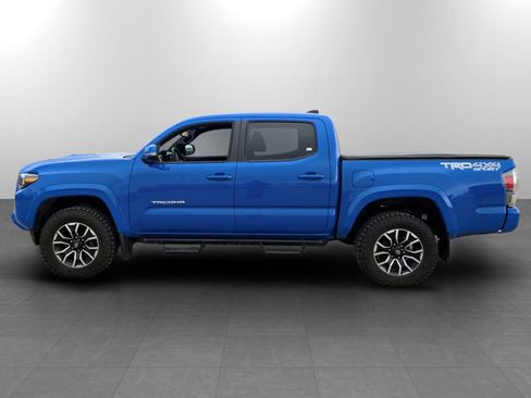 Used 2021 Toyota Tacoma TRD Sport w/ Technology Package image 10