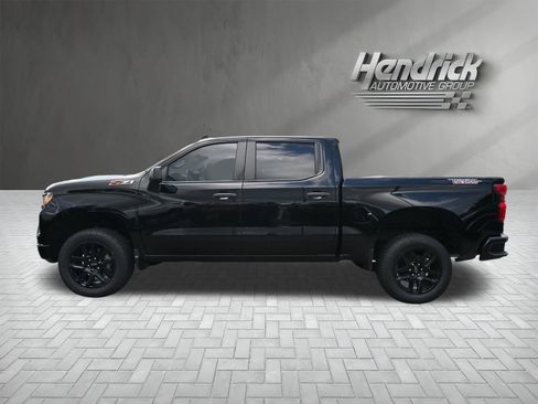 Used 2022 Chevrolet Silverado 1500 Custom Trail Boss AWD/4WD image 7