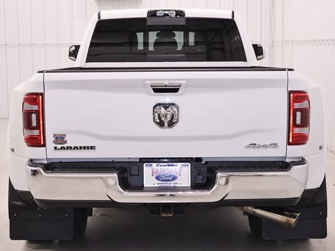 Used 2022 RAM 3500 Laramie AWD/4WD image 9