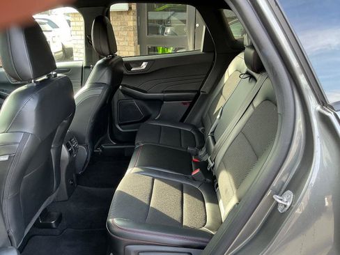 Used 2025 Ford Escape ST-Line image 7