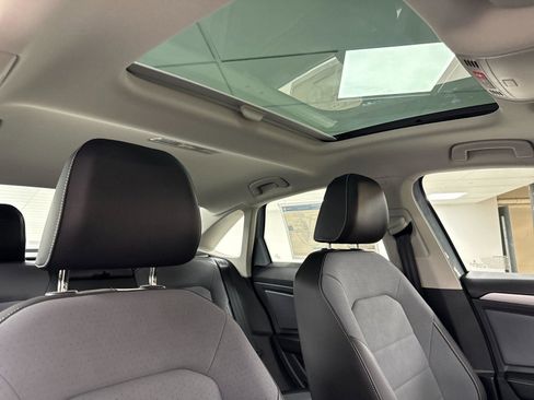 New 2026 Volkswagen Jetta SE FWD image 15