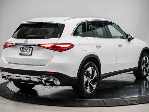 Certified 2024 Mercedes-Benz GLC 300 image 4