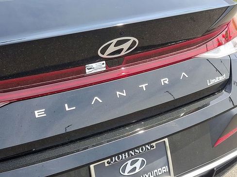New 2026 Hyundai Elantra Limited FWD image 20