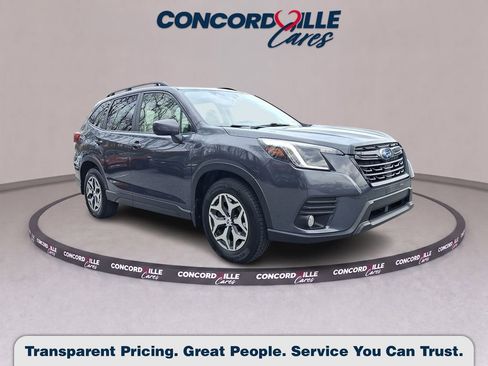 Certified 2023 Subaru Forester Premium AWD/4WD image 1
