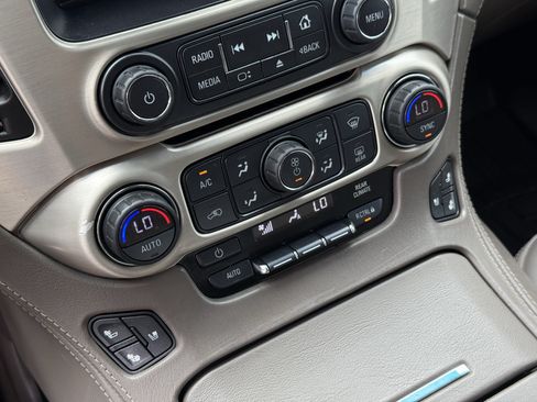 Used 2018 GMC Yukon XL Denali w/ Denali Ultimate Package AWD/4WD image 22