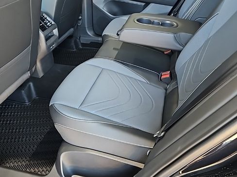 New 2026 Volkswagen Tiguan SE image 23