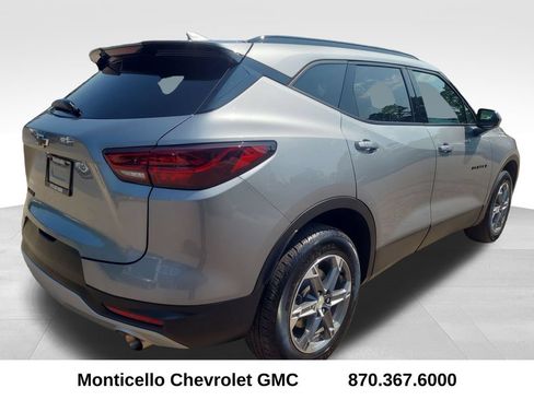 Used 2023 Chevrolet Blazer LT w/ Convenience Package FWD image 8