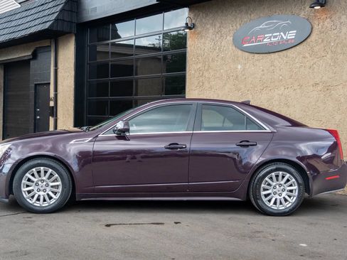 Used 2010 Cadillac CTS Sedan RWD image 2